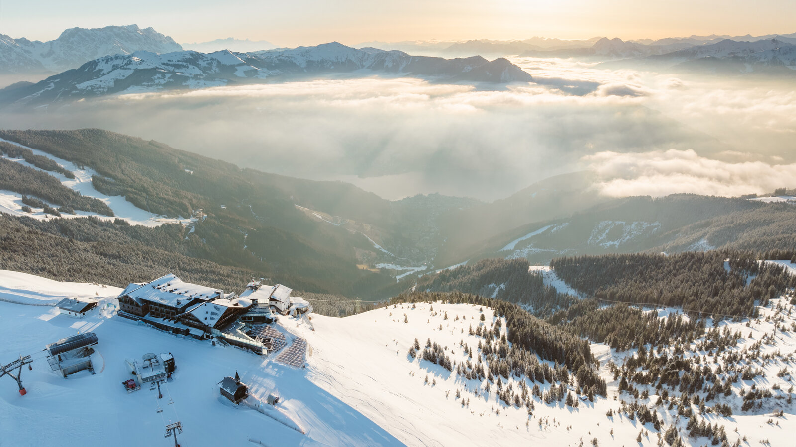 Zell am See in winter, Berghotel Schmittenhöhe in the morning light